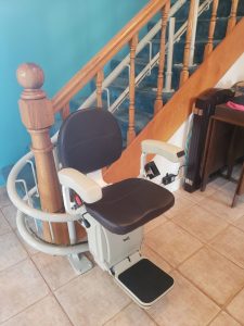 Curved Stairlift -The Navigator E604