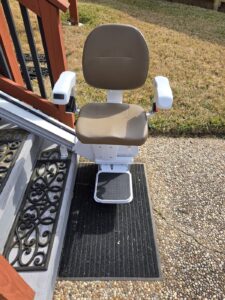 The Pilot Aviator E603 Outdoor Straight Stairlift Pilot E603 Outdoor