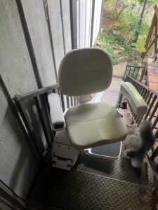 The Pilot Aviator E603 Outdoor Straight Stairlift The Pilot Aviator E603 Outdoor Straight Stairlift